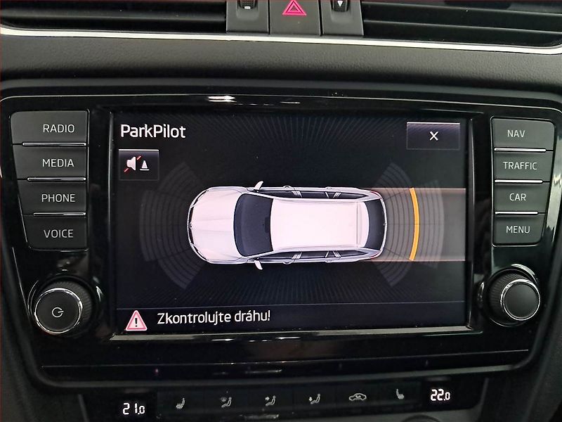 Škoda Octavia (2014) RS 2.0 TSI, Automat - fotka 19 z 22