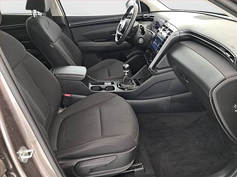 Hyundai Tucson (2022) Smart 1.6 T-GDI - fotka 9 z 19