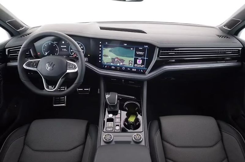 Volkswagen Touareg TDI 210kW R-Line 360 Ventilace - fotka 8 z 15