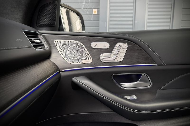 Mercedes-Benz GLS (2022) GLS 400d 4Matic AMG Line - fotka 26 z 51