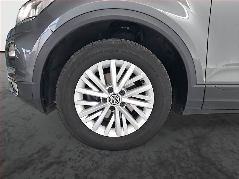 Volkswagen T-Roc (2019) 1.6 TDI, Tempomat - fotka 15 z 17