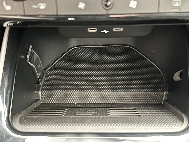 Škoda Fabia 1.0 TSI Top selection - fotka 16 z 28