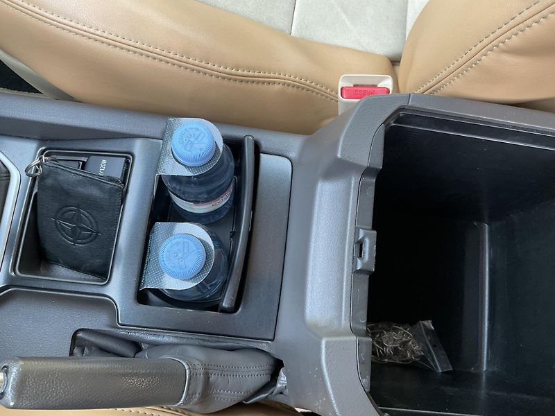 Toyota Land Cruiser (2017) Luxury, Servisní knížka - fotka 19 z 20