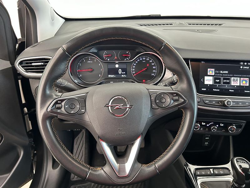 Opel Crossland 1.2 Turbo 110k Edition - fotka 20 z 33