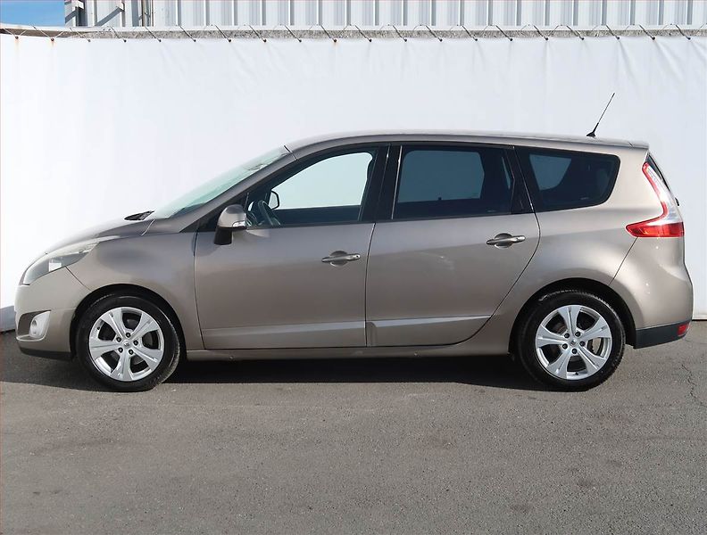 Renault Grand Scénic (2010) 1.9 dCi, ČR,1.maj, po STK - fotka 3 z 18