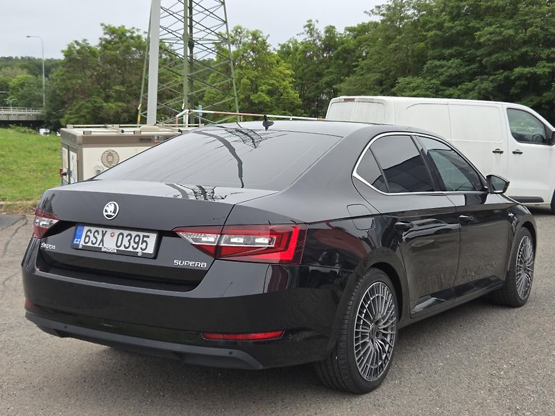 Škoda Superb 2,0TDi 140kw L&K  splátky VŠEM - fotka 4 z 13