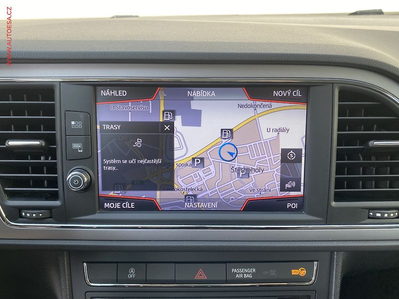 Seat Leon (2019) 1.5 TSi, Style, LED, +kola - fotka 17 z 18