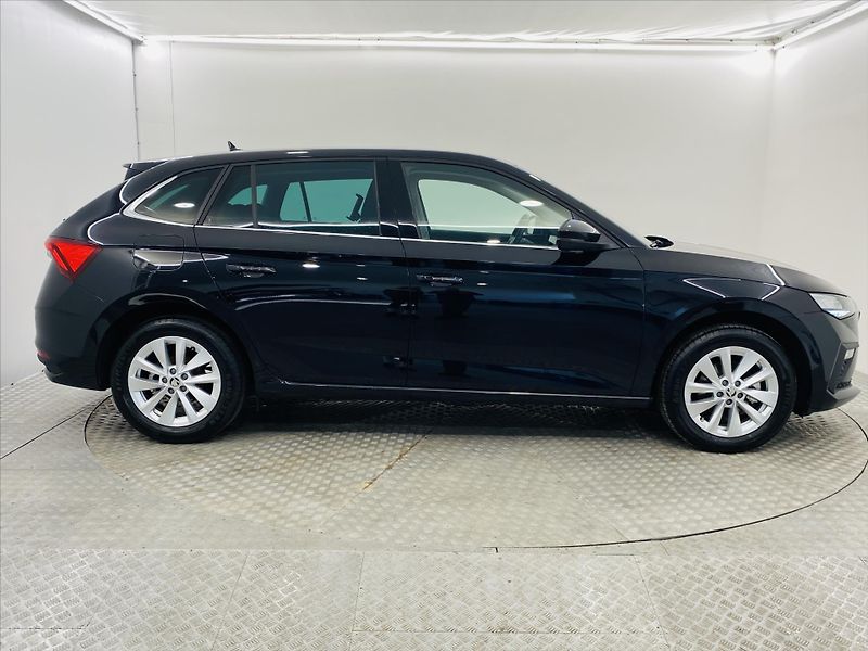 Škoda Scala 1,0 TSI 85kW Top Selection - fotka 26 z 30