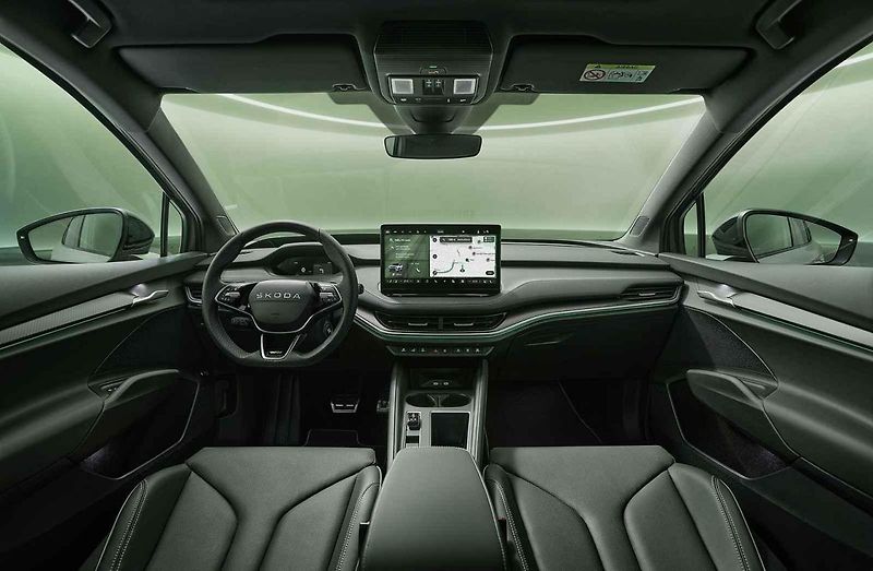 Maximální tempo šlo vyzkoušet v areálu polygonu automobilky v Úhelnici.