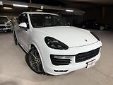 Porsche Cayenne (2016) Sportovní verze GTS - náhled 3