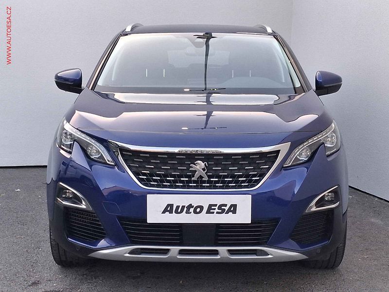 Peugeot 3008 (2020) 1.5HDi, AC, tempo, kamera - fotka 2 z 20