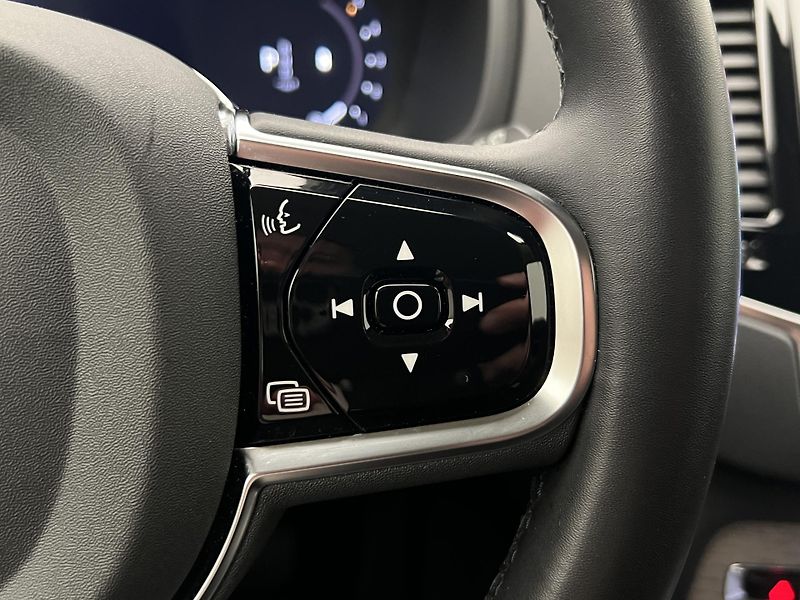 Volvo XC90 B5 AWD BRIGHT PLUS 7 MÍST AUT  - fotka 27 z 51