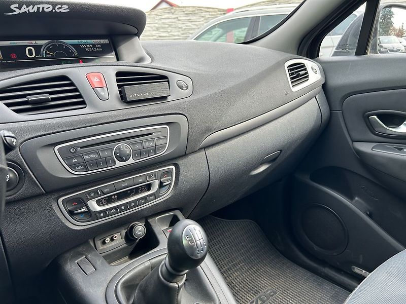 Renault Grand Scénic (2010) 1.5 DCi 78 KW - fotka 20 z 21