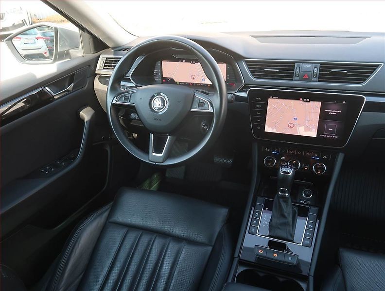 Škoda Superb (2019) Laurin&Klement 2.0 TDI, ČR,DPH - fotka 7 z 26
