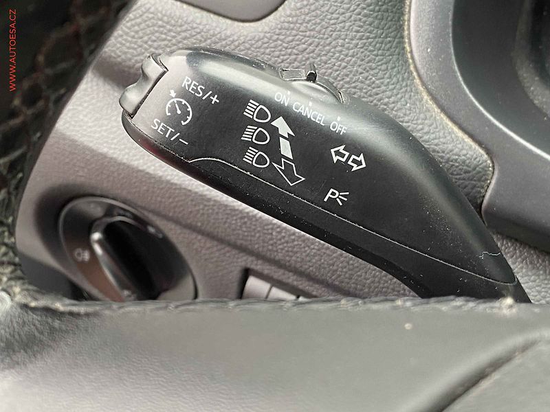 Škoda Roomster (2011) 1.2 TSi, Style Plus, panor, - fotka 13 z 17