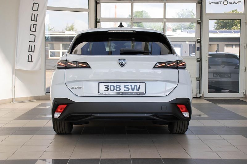 Peugeot 308 SW STYLE BlueHDi 130 EAT8 - fotka 5 z 14