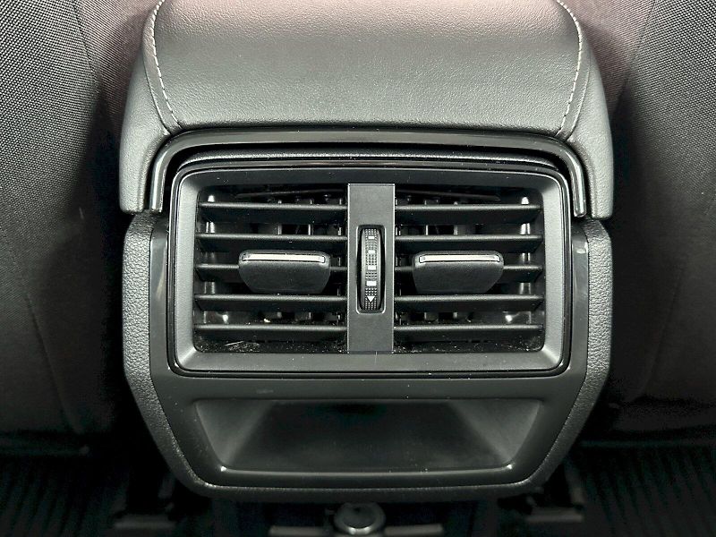 Škoda Karoq (2024) DSG 1.5TSI 110kW Selection Fre - fotka 26 z 31
