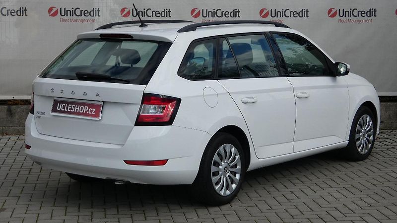 Škoda Fabia Combi 1.0 TSI Active Tour - fotka 3 z 19