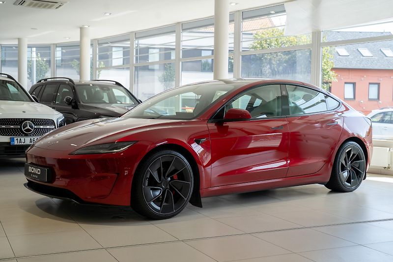 Tesla Model 3 (2024) PERFORMANCE HIGHLAND — DUAL  - fotografie inzerátu