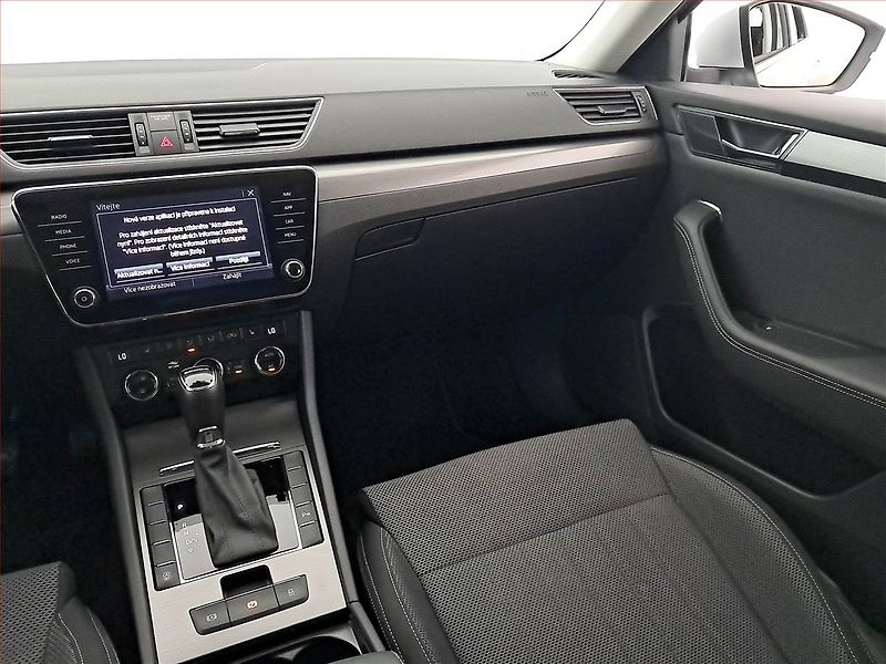 Škoda Superb (2022) Style 2.0 TDI, Automat, ČR - fotka 8 z 21
