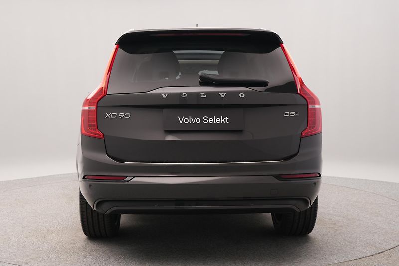 Volvo XC90 B5 AWD ULTIMATE AUT  - fotka 9 z 52