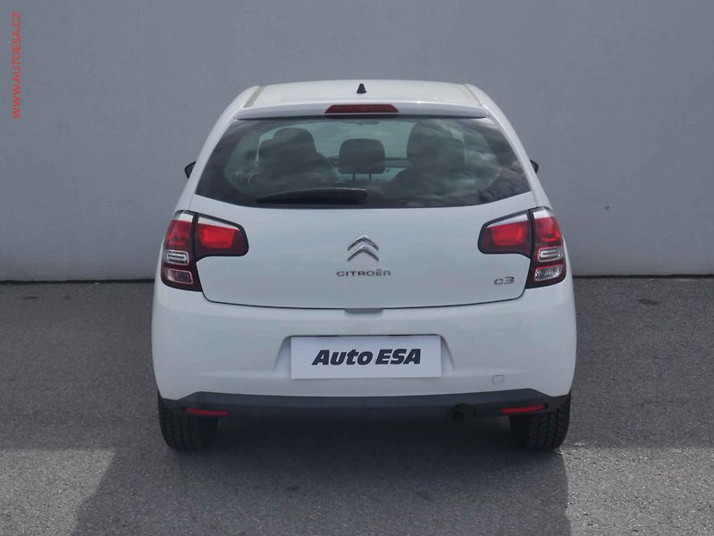 Citroën C3 (2014) 1.2 VTi, ČR, AC, STK7/28 - fotka 5 z 12