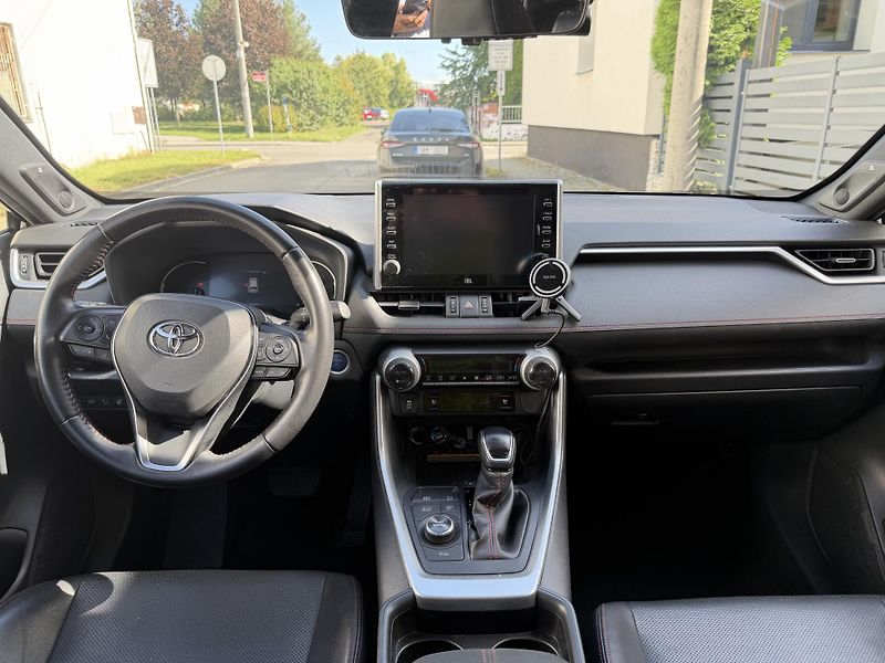 Toyota RAV4 (2021) 2,5 PHEV, Záruka - fotka 4 z 10