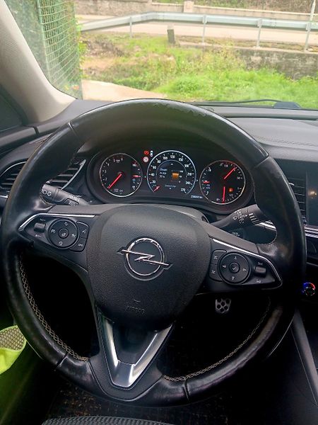 Opel Insignia (2018) - fotka 8 z 9