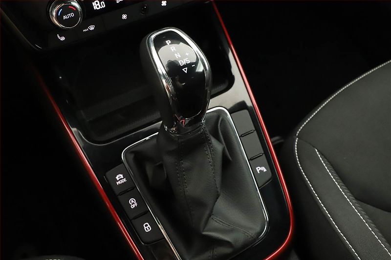 Škoda Fabia (2025) 1.0 TSI, MONTE CARLO, AUTOMAT - fotka 11 z 20