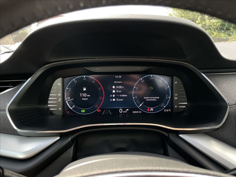 Škoda Octavia 2,0 TDI DSG Style Plus NAVI - fotka 9 z 24