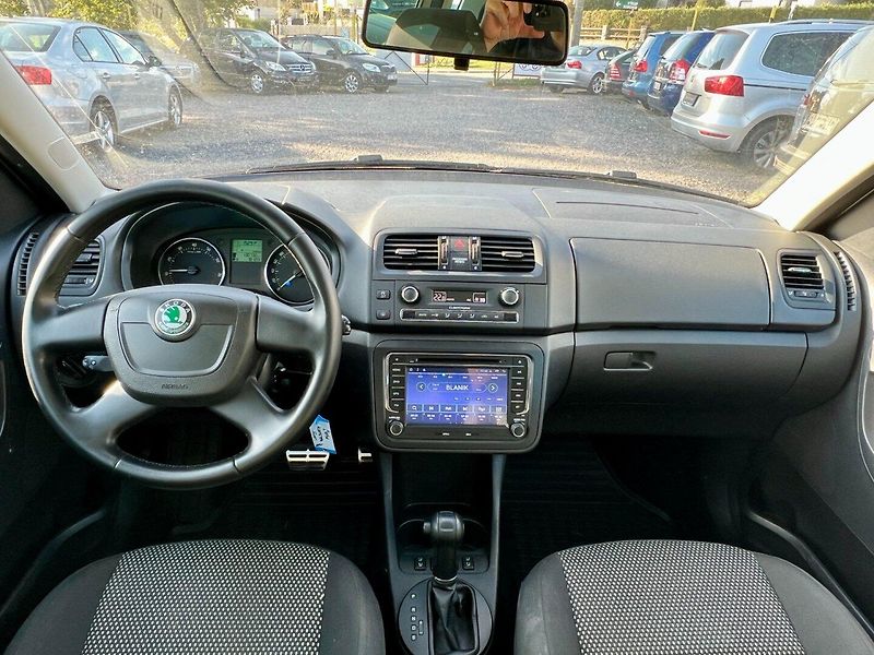 Škoda Roomster (2013) 1.2 TSI 63 kW Scout DSG - fotka 11 z 20