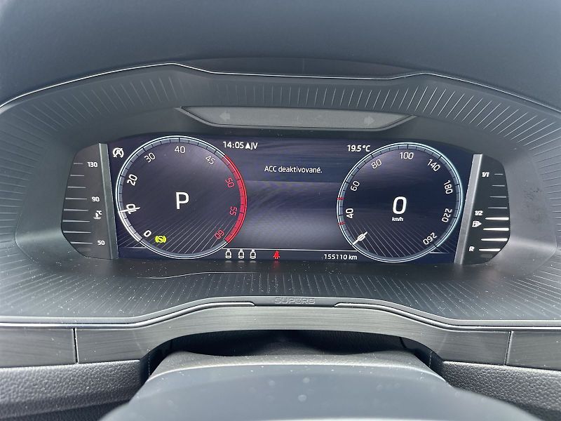 Škoda Superb (2023) Combi 2.0 TDI DSG Style - fotka 7 z 34