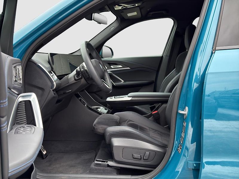 BMW X1 xDrive20d - fotka 2 z 16