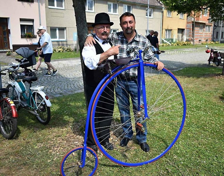 Nablýskaní veteráni projížděli v sobotu celým jihem Prostějovska. Konala se zde tradiční Veterán rallye. 17.6. 2023