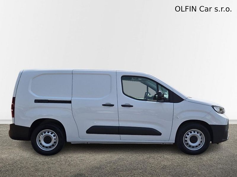 Toyota ProAce Active Full Electric - fotka 6 z 24