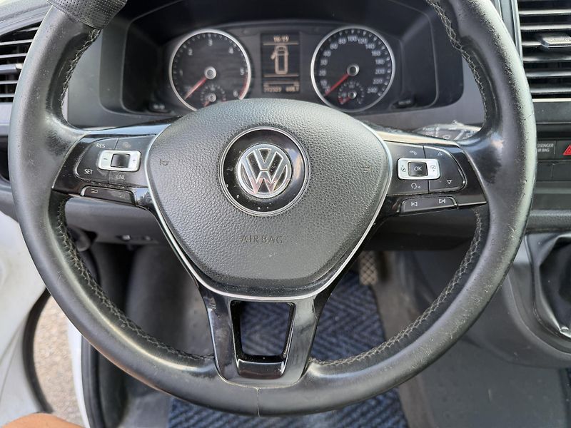 Volkswagen Caravelle 2.0 TDI 4x4 LONG 9 MIST - fotka 17 z 19