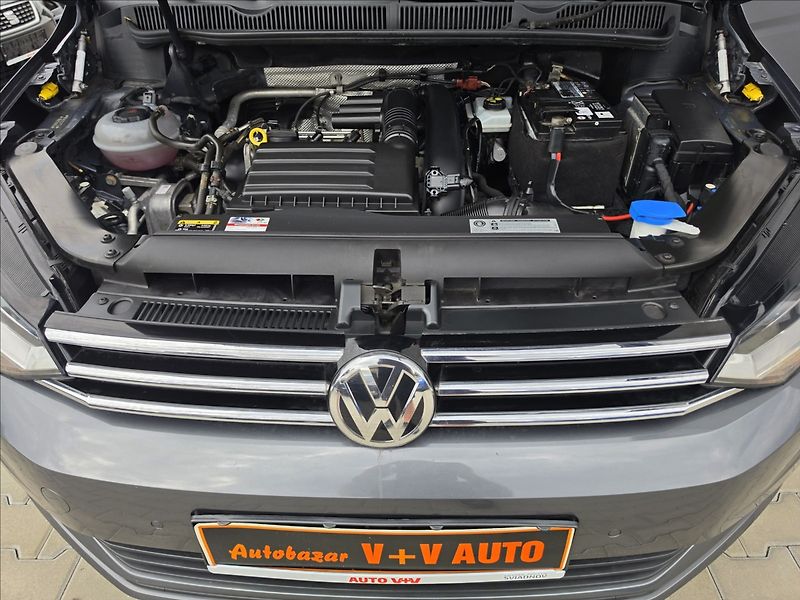Volkswagen Touran 1,4 TSi 110KW DSG 7 MÍSTNÝ - fotka 50 z 52