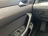 Volkswagen Passat 2.0 TDi LED SVĚTLA, DSG, CEBIA - náhled 24