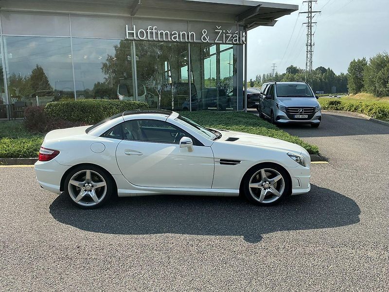 Mercedes-Benz SLK 250 AMG - fotka 4 z 20