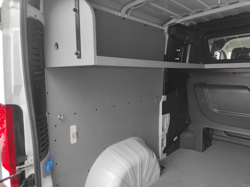 Opel Movano 2,2BHDi L2H1, 7 míst, Vestavba - fotka 24 z 39