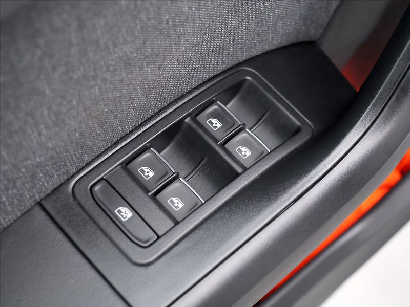 Seat Ateca 1,5 TSI 110 kW CZ - fotka 15 z 38