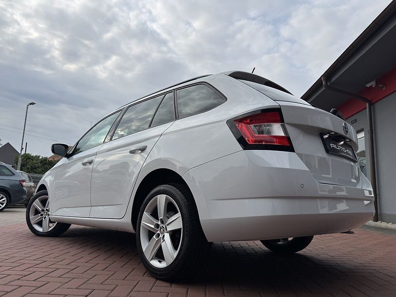 Škoda Fabia (2017) 1.2TSi Style Digi Klima - fotka 49 z 50