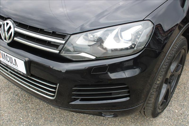 Volkswagen Touareg 3,0 TDi  4 x 4, AUTOMAT, DPH - fotka 33 z 40