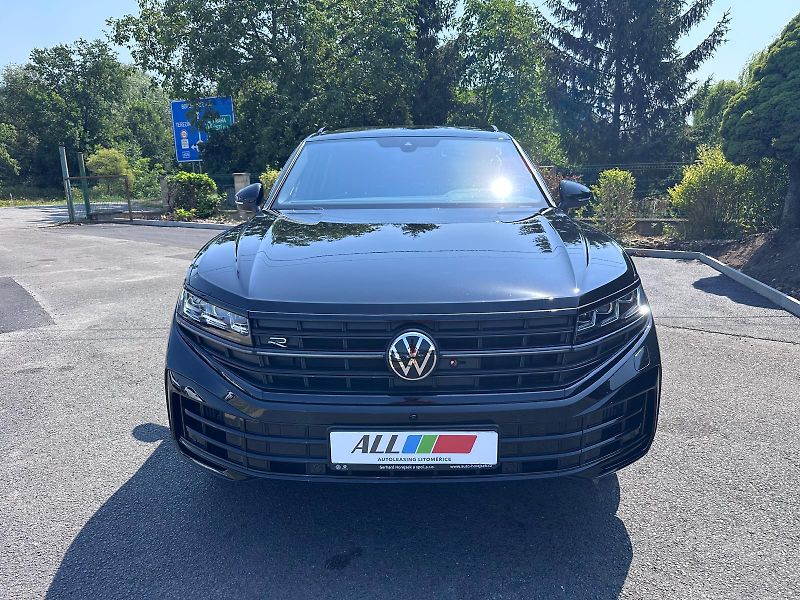 Volkswagen Touareg R 3.0 TSI 250kW - fotka 8 z 21