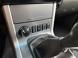 Nissan Navara 2,5 dCi 140kW,Hardtop,po servi - náhled 14