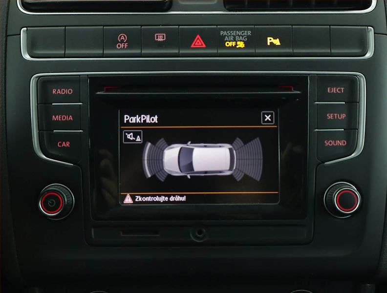 Volkswagen Polo (2014) Comfortline 1.2 TSI - fotka 14 z 15