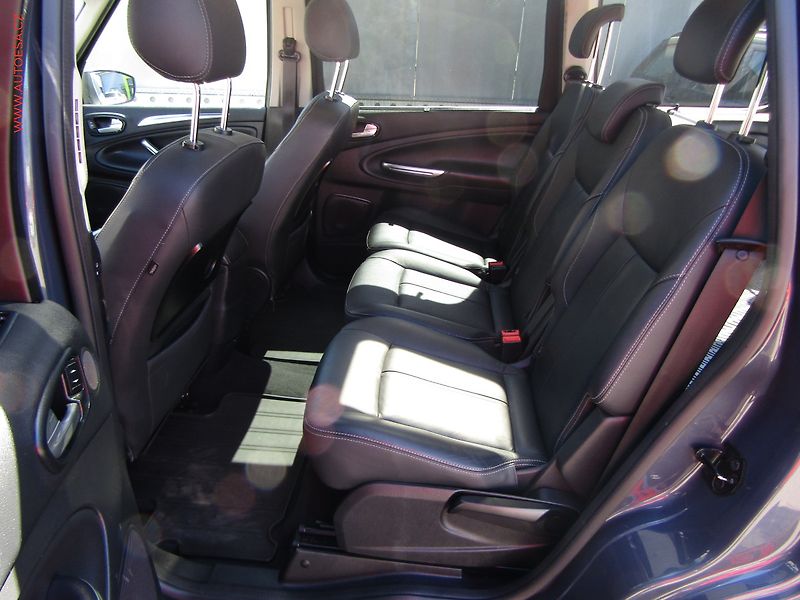 Ford Galaxy (2011) 2.2 TDCi, AC, kůže - fotka 10 z 20