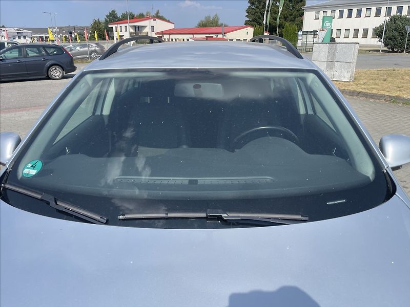 Volkswagen Golf 1,4 TSi 90kw Variant po rozvod - fotka 31 z 38