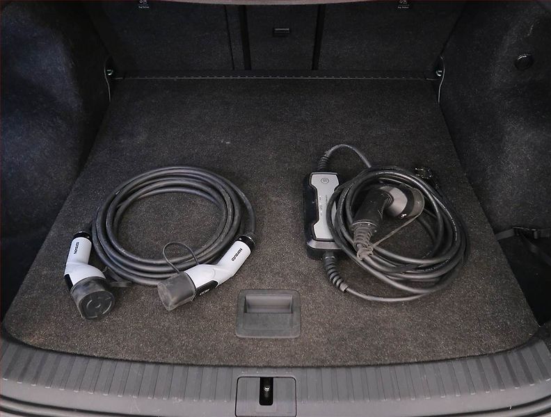 Škoda Enyaq (2023) iV 80x (82 kWh), SoH 90% - fotka 30 z 30