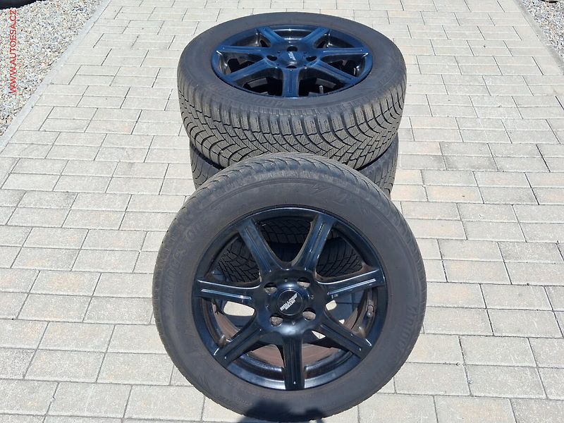 Citroën C4 Picasso (2012) 1.6HDi, ČR, AC, STK3/28 - fotka 18 z 19